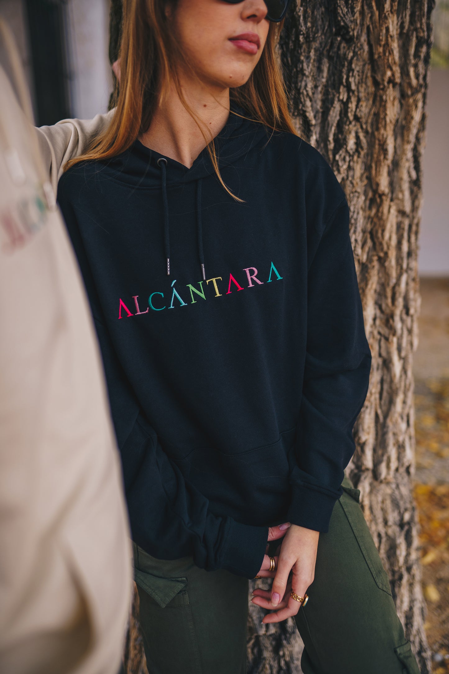 Sudadera negra "Rainbow"