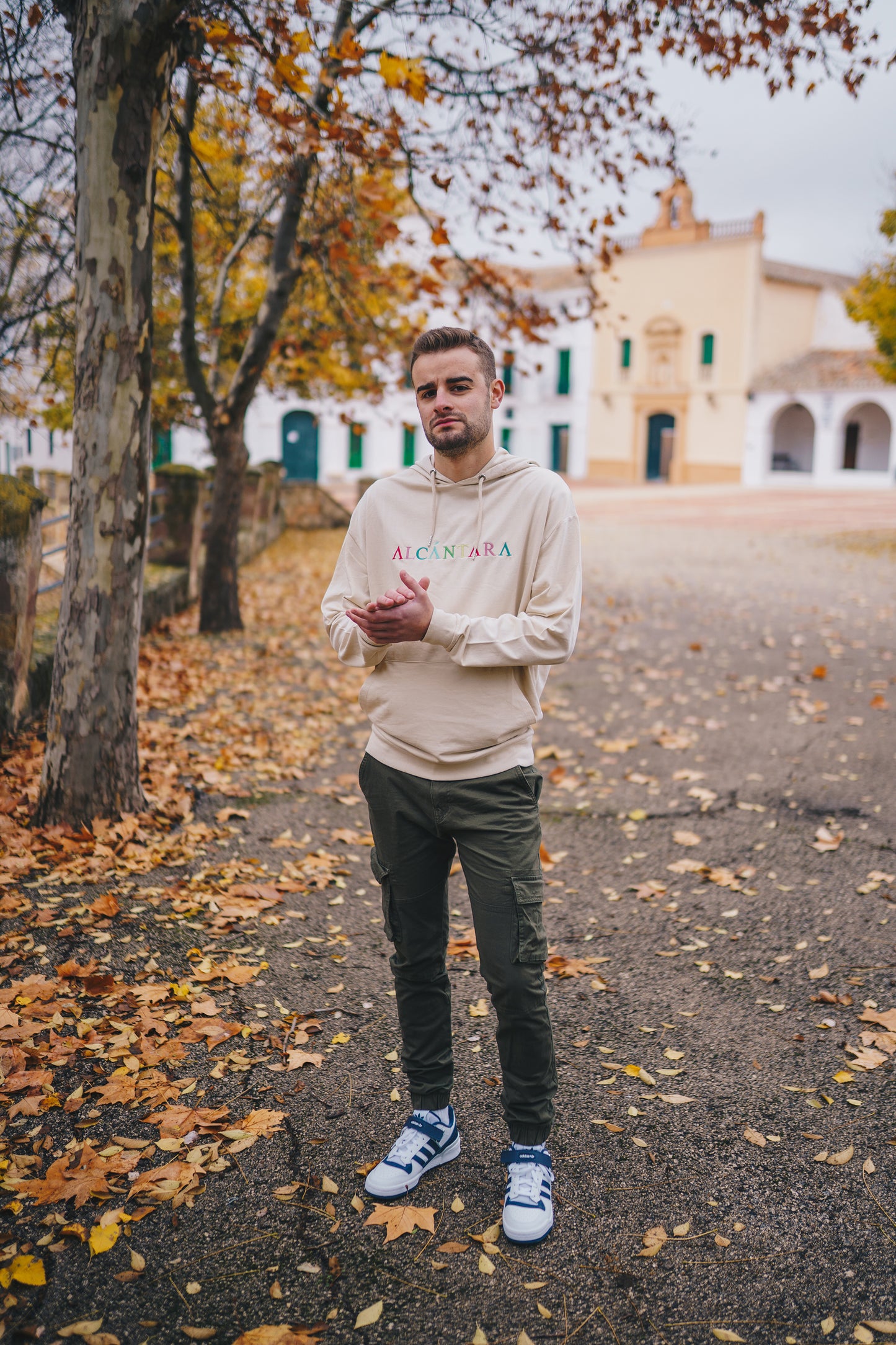 Sudadera beige "Rainbow"