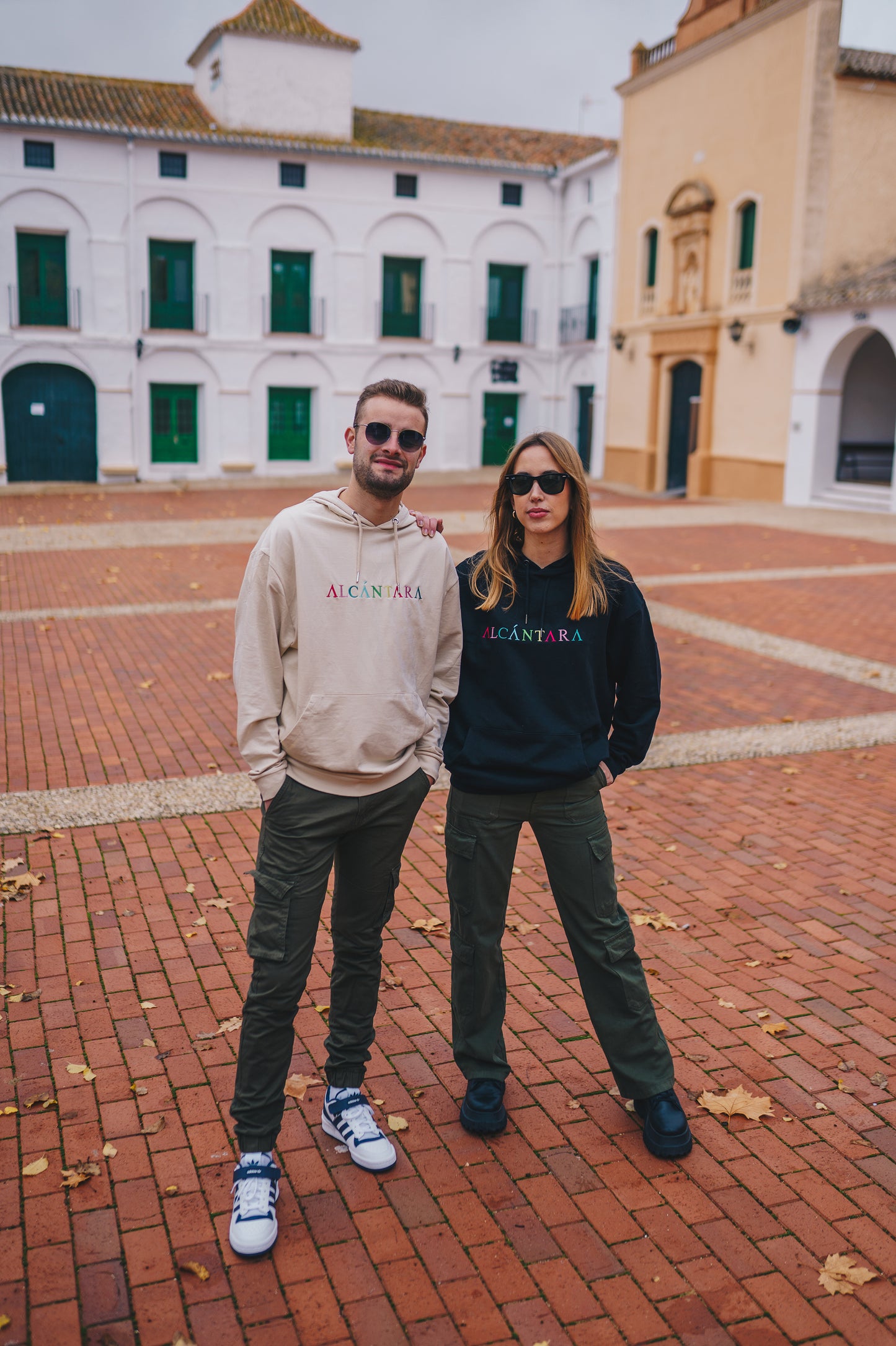 Sudadera beige "Rainbow"